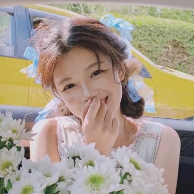 艾曼妞与罗丽妲